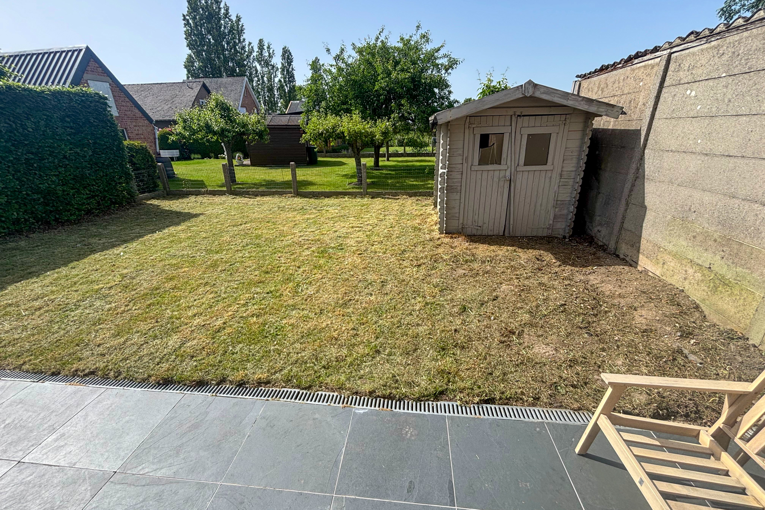 TotalCleanup-Afbeeldingen-Realisaties-SofieL-Tuinopruiming-Tuin-Oostende-Tuin-2-Na